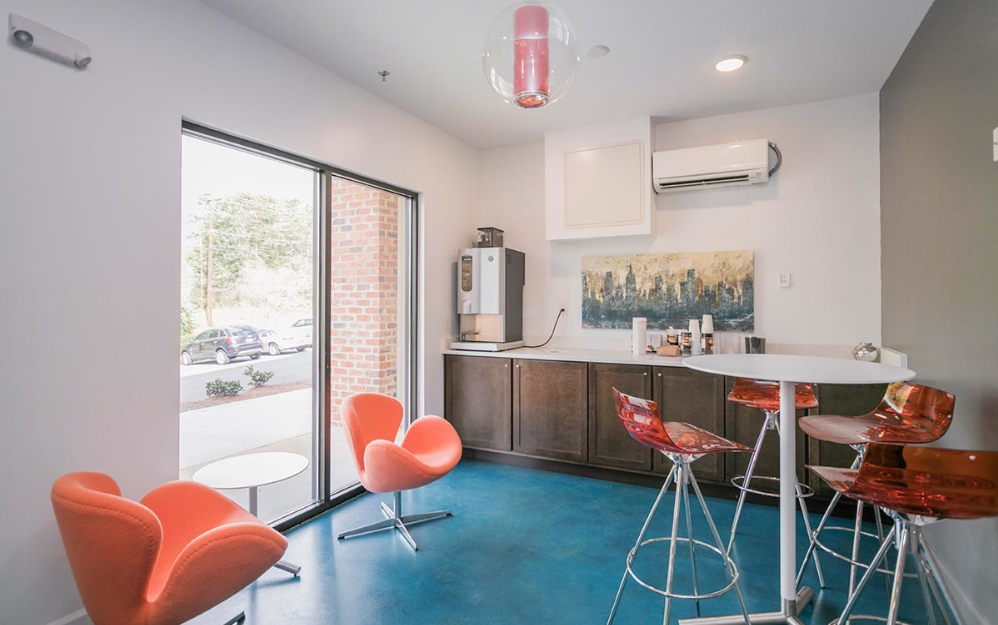 2918 North At Winstead Commons Apartments, 2918 Martinsville Rd